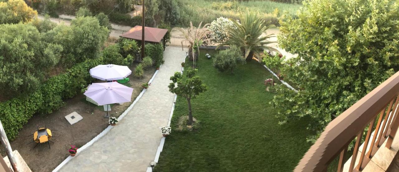 Athanasia Studios Neos Marmaras Bagian luar foto